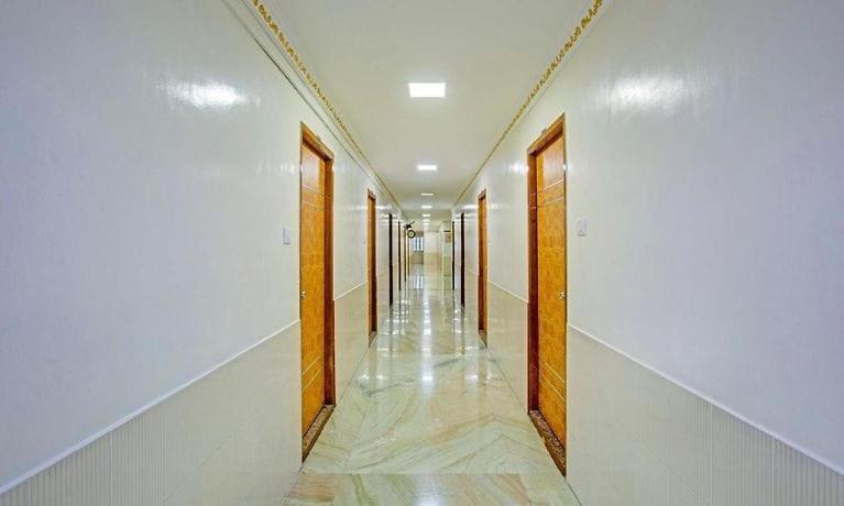 Hotel Suriya International